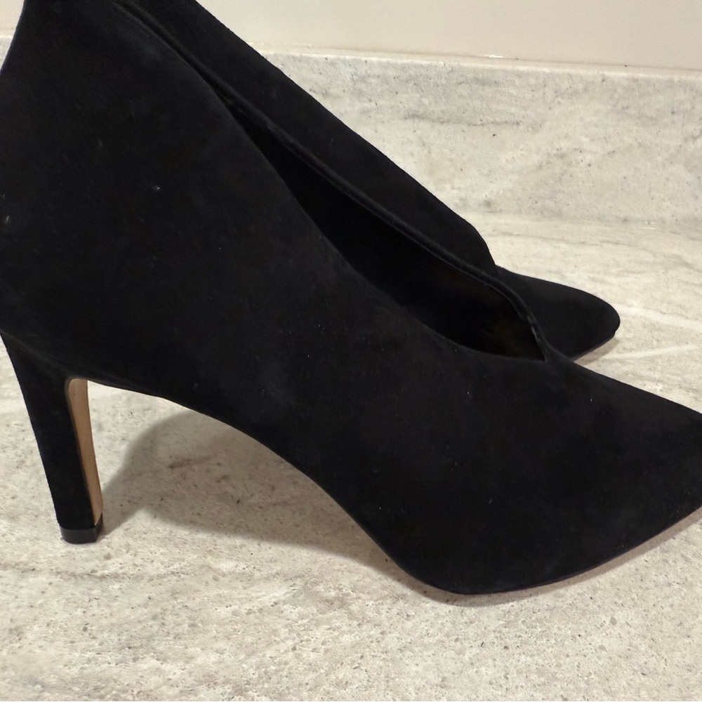 Ann Taylor black suede “shooties” heels never worn - Picture 3 of 7